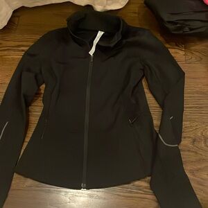 Black Luluemon nulux reflective running jacket